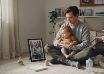 Man Loses His Wife at 32 on Christmas, Then Shares the Journey of Raising Their Son Alone