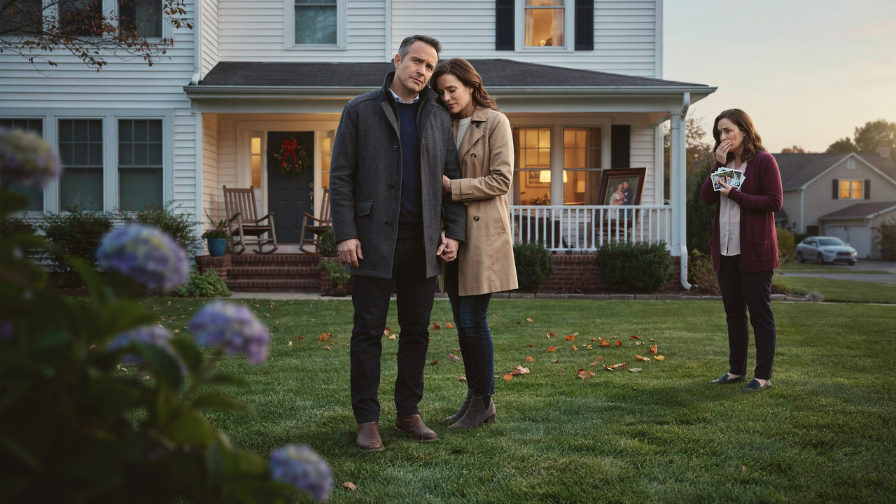 Wife Cheats After Decades Together, Now She Can’t Believe Her Husband Moved On Without Her
