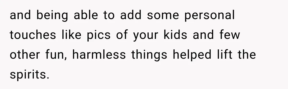 Coworker Invents a Rule to Claim a Hot Desk, Then Accidentally Gets Herself Reported to Management and being able to add some personal touches like pics of your kids and few other fun, harmless things helped lift the spirits.