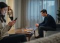 Woman Finds Messages Between Her Sister And Brother’s Girlfriend, Then Learns Her Brother May Already Know Woman Finds Messages Between Her Sister And Brother’s Girlfriend, Then Learns Her Brother May Already Know