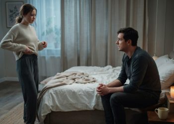 Woman’s Boyfriend Sees Her Natural Grooming And Reacts With Disgust, Leaving Her Questioning Everything