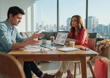 Man Pays For Nearly Every Date For Seven Years, Then Girlfriend Refuses To Discuss Their Financial Future Man Pays For Nearly Every Date For Seven Years, Then Girlfriend Refuses To Discuss Their Financial Future