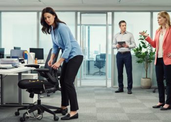 Woman Buys $380 Office Chair For Her Bad Back, Then Coworker Complains When She Locks It Up Woman Buys $380 Office Chair For Her Bad Back, Then Coworker Complains When She Locks It Up